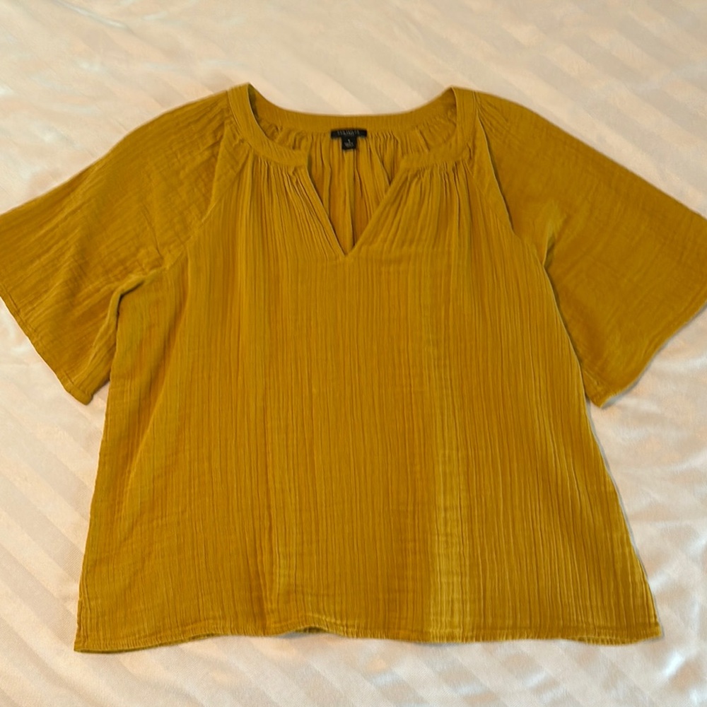 Ann Taylor Factory Gauzy Gold Short Sleeve 100% Cotton V-neck Popover Top Size M